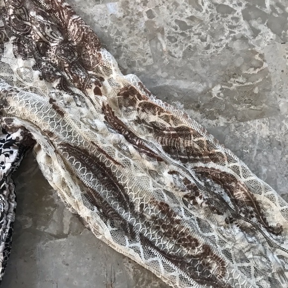 Lace Sleeve Top by Cactus - Picture 11 of 15